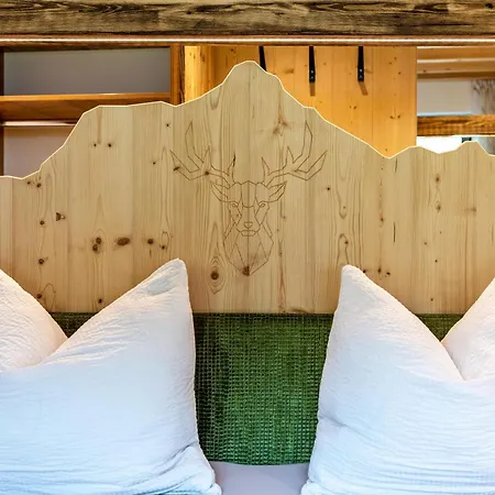 Blosegghof Bergchalets Waldblick *